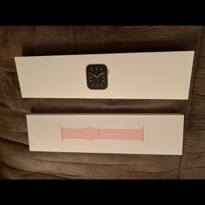 COPY - COPY - COPY - Apple Watch Series 6 Brand NEW 40mm